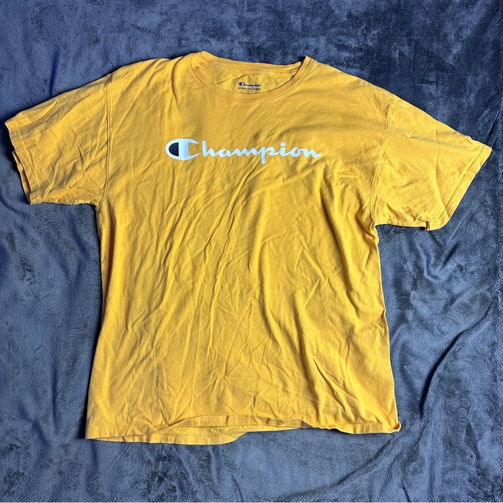 Champion © YLW / BLK Tee